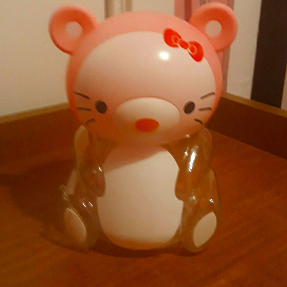 Hello kitty piggy bank